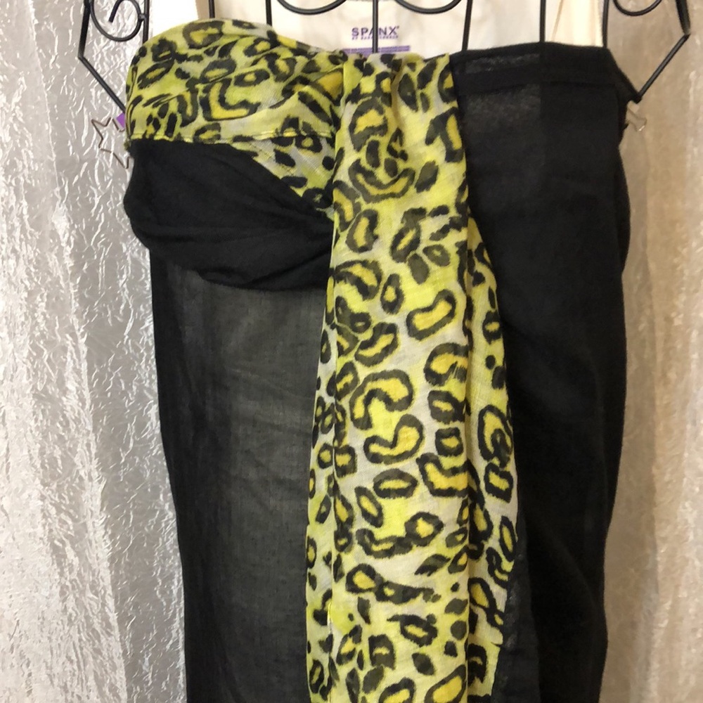 OLSENBOYE oversize scarf/wrap